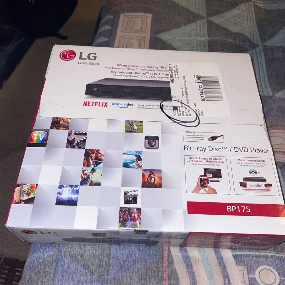 Brand New LG Blu-ray Disc/DVD player, comes with netflix & prime video app